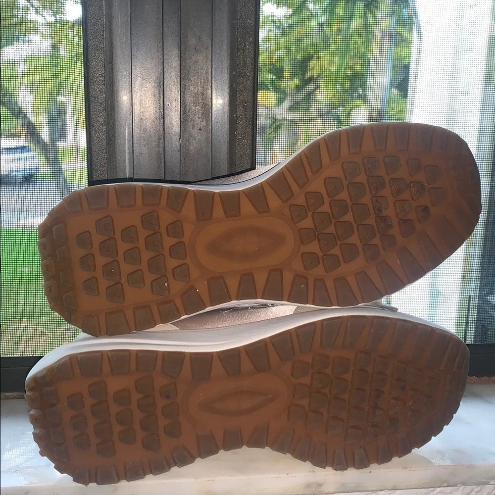 Perry Ellis Metallic Beige Sneakers - Picture 6 of 8